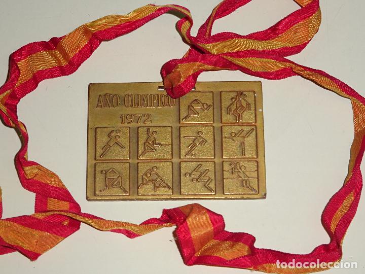 Colecionismo desportivo: ANTIGUA MEDALLA POL&Iacute;TICO DEPORTIVA. DELEGACI&Oacute;N NACIONAL DE JUVENTUD. A&Ntilde;O OLIMPICO 1972 M&Aacute;LAGA 100 GR