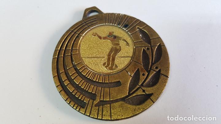 Sammelleidenschaft Sport: ANTIGUA MEDALLA LANZAMIENTO DE DISCO DEL A&Ntilde;O 1987