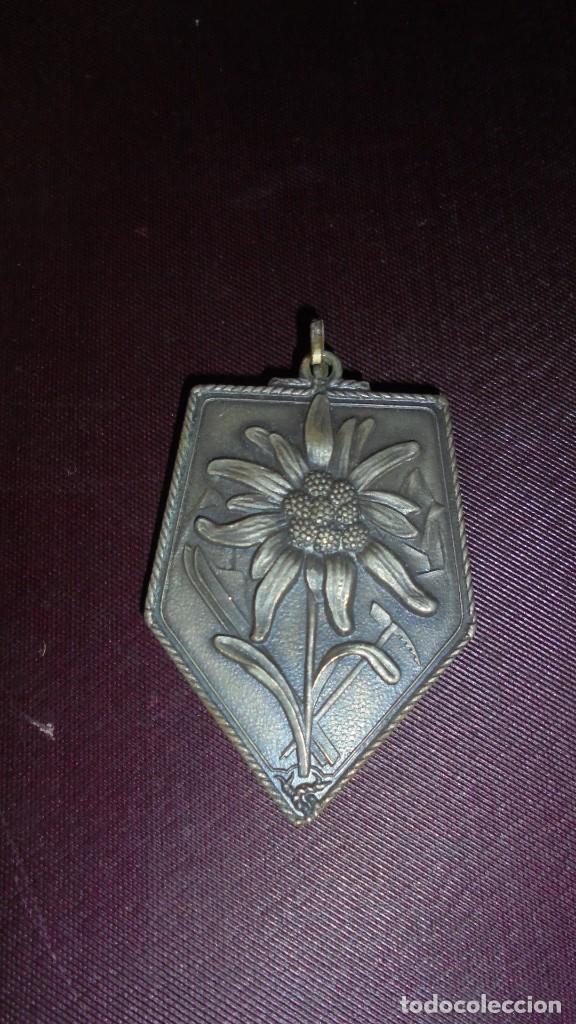 Coleccionismo deportivo: ESQUI - ESCUELA DE ESQUI E. y D. CONCURSO INFANTIL FIN DE A&Ntilde;O NURIA 1967 - 5,5X3,8 CM.