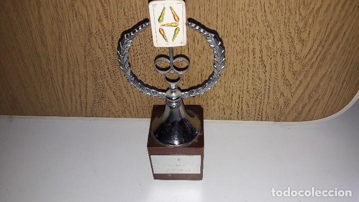 Collectionnisme sportif: TROFEO DE MUS....CAMPENATO DE MUS...ASTIMEF...83......CAMPE&Oacute;N.. ...