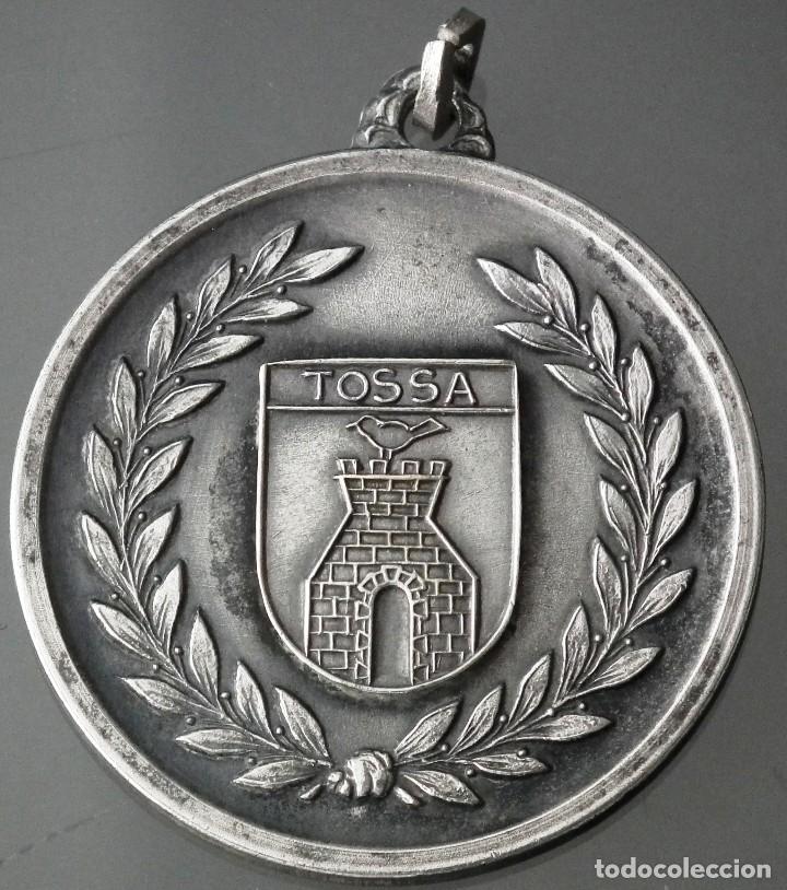 Coleccionismo deportivo: MEDALLA TOSSA DE MAR DEL A&Ntilde;O 1968 - MERO DE ORO