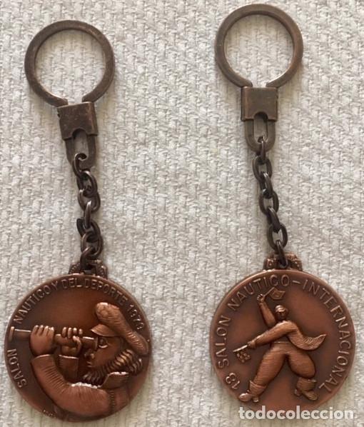 Coleccionismo deportivo: 2 llaveros de bronce: XVII [17] sal&oacute;n na&uacute;tico 1979 y XVIII [18] sal&oacute;n na&uacute;tico 1980
