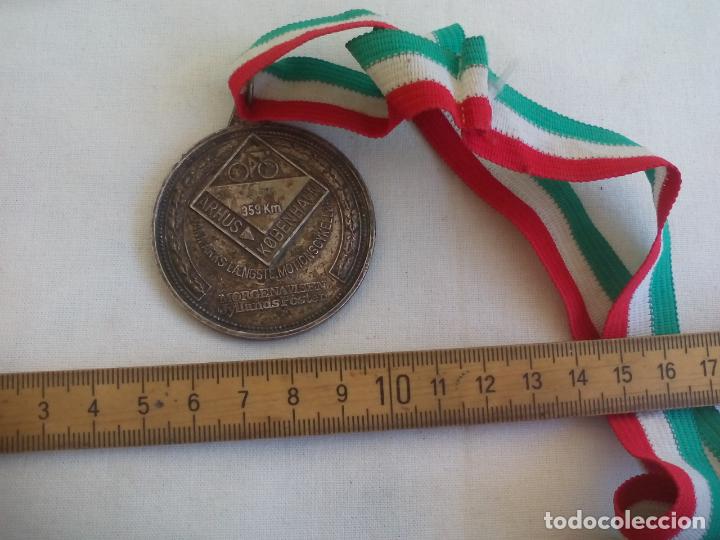 Coleccionismo deportivo: ARHUS KOBENHAVN 359 KM 1995. DANMARKS LAENGSTE MOTIONSCYKELLOB CICLISMO. MEDALLA O CONDECORACI&Oacute;N.