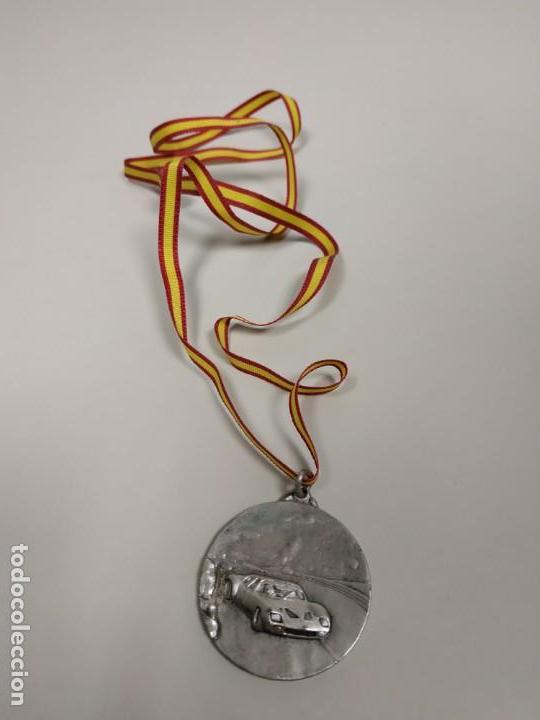 Coleccionismo deportivo: 419- MEDALLA 3.5 CMS ASISTENCIA RENAULT RALLYE FERROL A&Ntilde;O 1979 N&ordm; 2