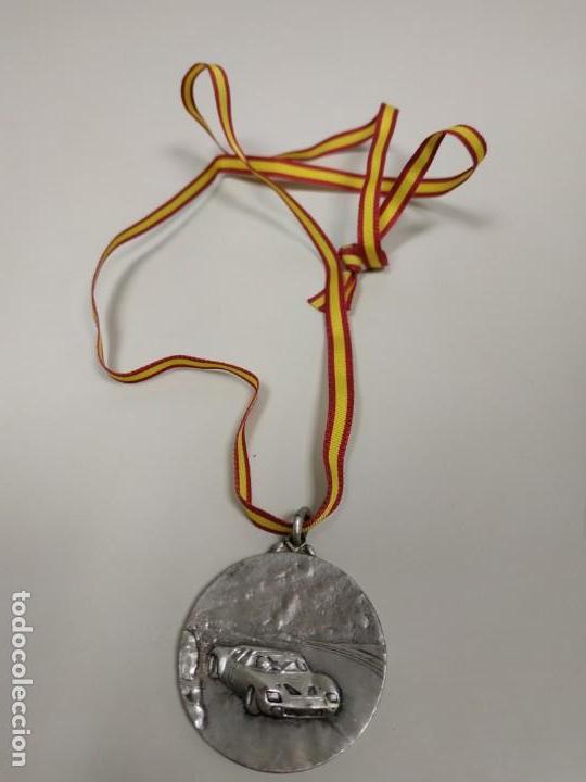 Coleccionismo deportivo: 419- MEDALLA 3.5 CMS ASISTENCIA RENAULT RALLYE FERROL A&Ntilde;O 1979 N&ordm; 6
