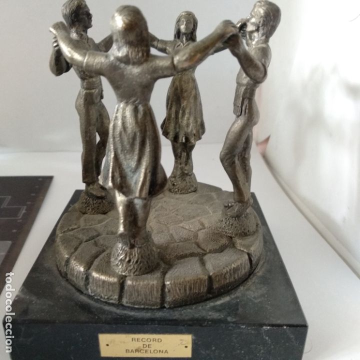 Collectionnisme sportif: trofeo r&eacute;cord Barcelona castellers