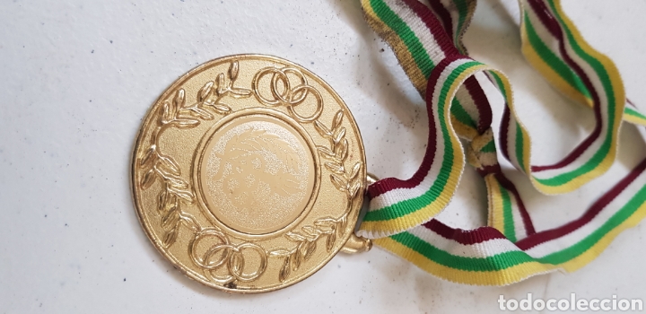 Sammelleidenschaft Sport: Medalla - champagnat - 98 - car30