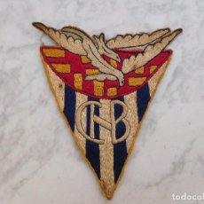Coleccionismo deportivo: ANTIGUO PARCHE BORDADO DEL CNB CLUB NATACIÓN BARCELONETA BARCELONA