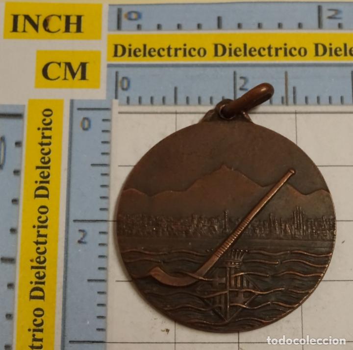 Collectionnisme sportif: MEDALLA MEDALL&Oacute;N ASAMBLEA NACIONAL FC HOCKEY MAYO 1964. BARCELONA. 20 GR