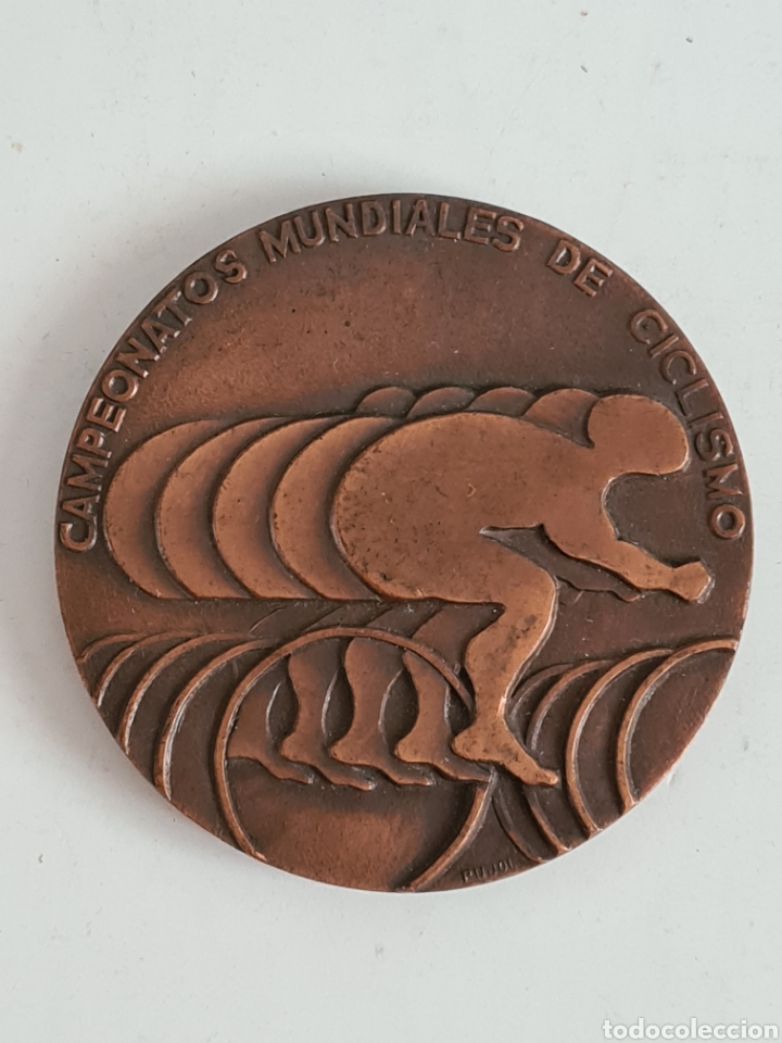 Coleccionismo deportivo: Medalla Campeonatos Mundiales Ciclismo Barcelona-San Sebasti&aacute;n 1973 Espa&ntilde;a Esport Ciclista - Grabada