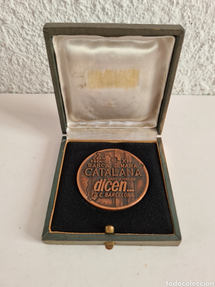 Coleccionismo deportivo: Medalla XI Semana Catalana Gran Premio Banca Diario Dicen 1973 Ciclismo entregada a Prensa Radio yTV