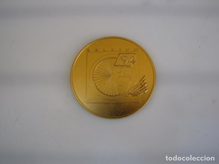 Coleccionismo deportivo: 4.- Medalla campeonato del Mundo de ciclismo B&eacute;lgica 1.994