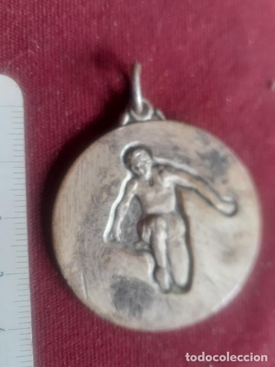 Coleccionismo deportivo: Gaztelueta, Bilbao. Medalla deportiva de atletismo 1974. Salto de Longitud