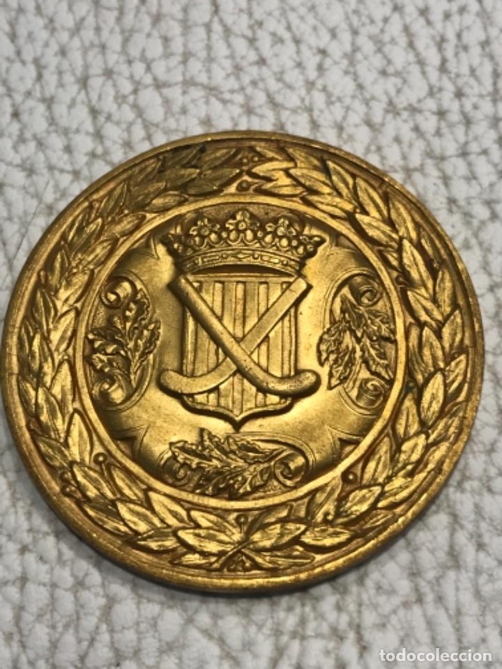 Coleccionismo deportivo: MEDALLA DE LA FEDERACI&Oacute;N CATALANA DE HOCKEY PATINES A JOAN ANTONIO ZABALIA CAMPE&Oacute;N DEL MUNDO 1951.