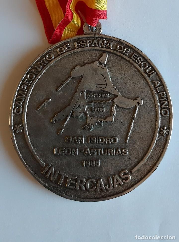 Coleccionismo deportivo: medalla conmemorativa 1er campeonato de espa&ntilde;a de esqui &rdquo;intercajas'85&rdquo;- San Isidro (leon/asturias)