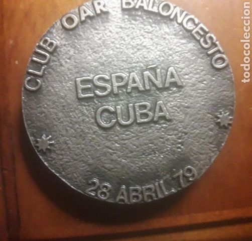 Collectionnisme sportif: BALONCESTO FERROL OAR CLESA MEDALLA 1979 ESPA&Ntilde;A CUBA
