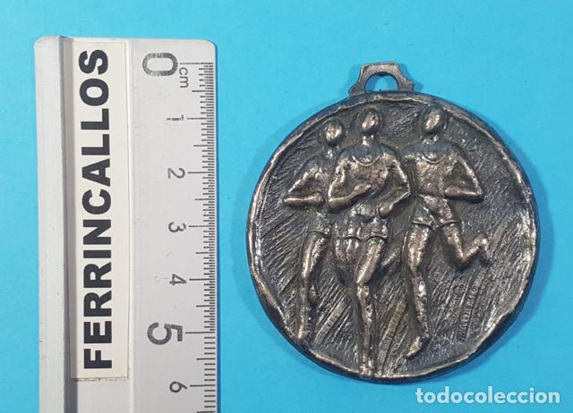 Sports collectibles: MEDALLA MARATHON SPORT DYR A JUAN NAVARRO 1984