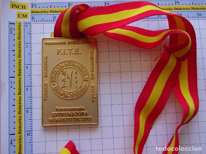 Sammelleidenschaft Sport: MEDALLA MEDALL&Oacute;N DE TAEKWONDO NAVACONCEJO EXTREMADURA 2015. TORNEO NACIONAL ESPA&Ntilde;A. 120GR