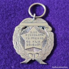 Coleccionismo deportivo: ANTIGUA Y RARA MEDALLA DE CICLISMO EN ORO DE 12K. CLUB DE BICICLETA 1ºPREMIO. 26-6-1921.. Lote 340757958