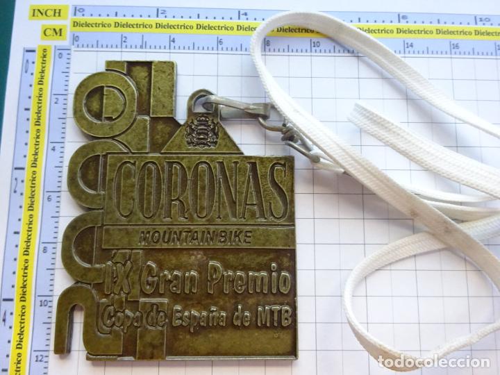 Coleccionismo deportivo: MEDALLA DE DEPORTES. CICLISMO MONTA&Ntilde;A CORONAS MTB 2000 IX COPA DE ESPA&Ntilde;A. 160GR