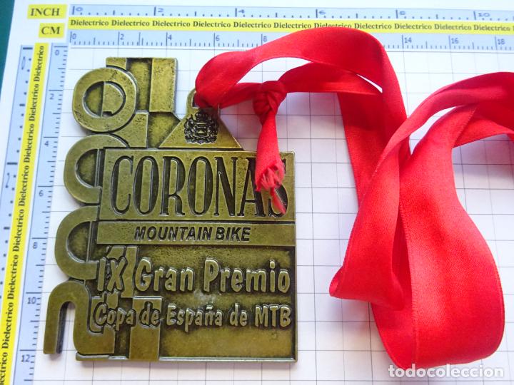 Coleccionismo deportivo: MEDALLA DE DEPORTES. CICLISMO MONTA&Ntilde;A CORONAS MTB 2000 IX COPA DE ESPA&Ntilde;A. 160GR