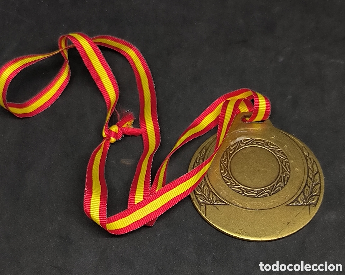 Sammelleidenschaft Sport: Antigua medalla, sin inscripciones - car226