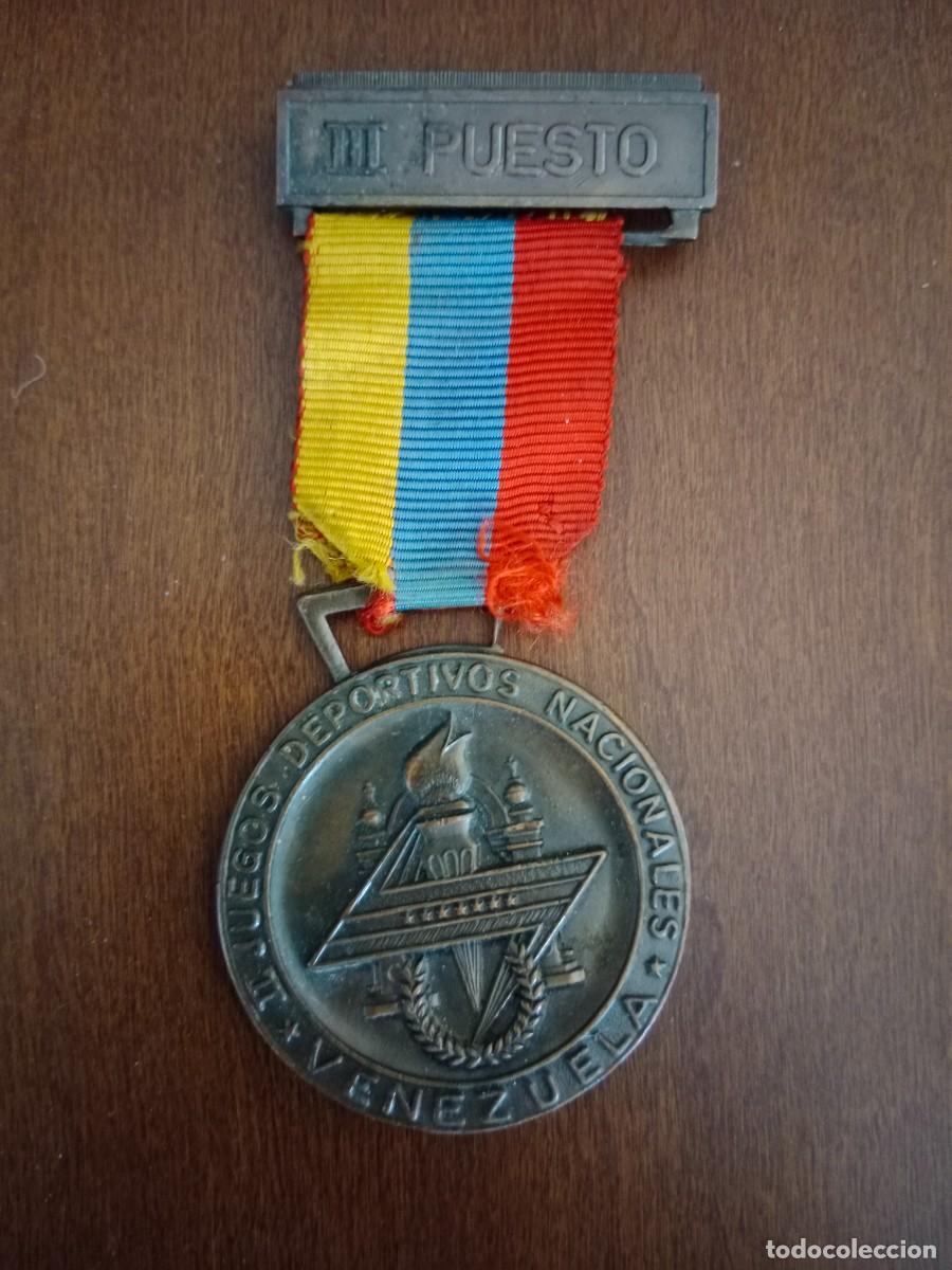 Coleccionismo deportivo: MEDALLA VENEZUELA - BRONCE - II JUEGOS DEPORTIVOS NACIONALES - 1963 - VALENCIA - ESGRIMA