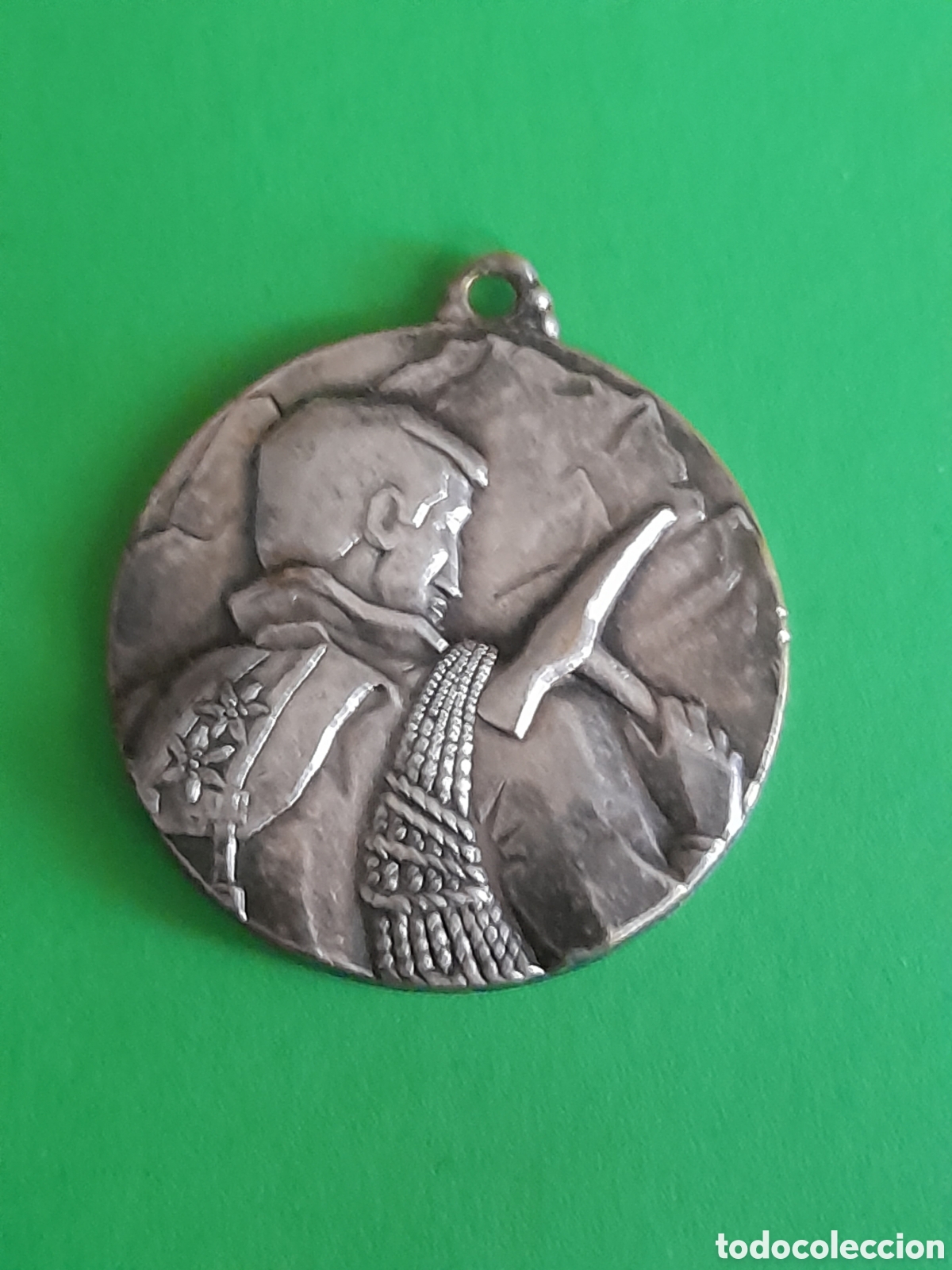 Coleccionismo deportivo: Bonita medalla, Puerto de Navacerrada, Estacion de esqu&iacute; 1860 metros, mide 40 mm de di&aacute;metro