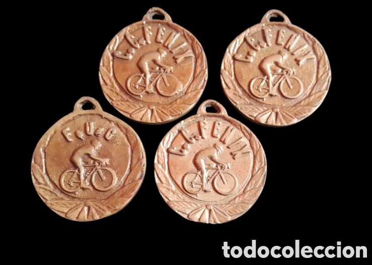 Coleccionismo deportivo: Cuatro medallas de premiacion de ciclismo uruguayo