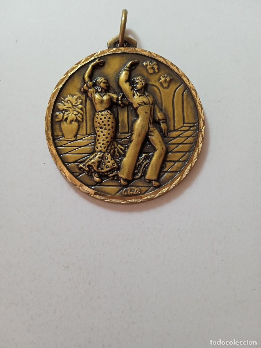Sports collectibles: MEDALLA BRONCE CEBRI&Aacute;N SEVILLANAS DI&Aacute;METRO 57 mm NUEVA