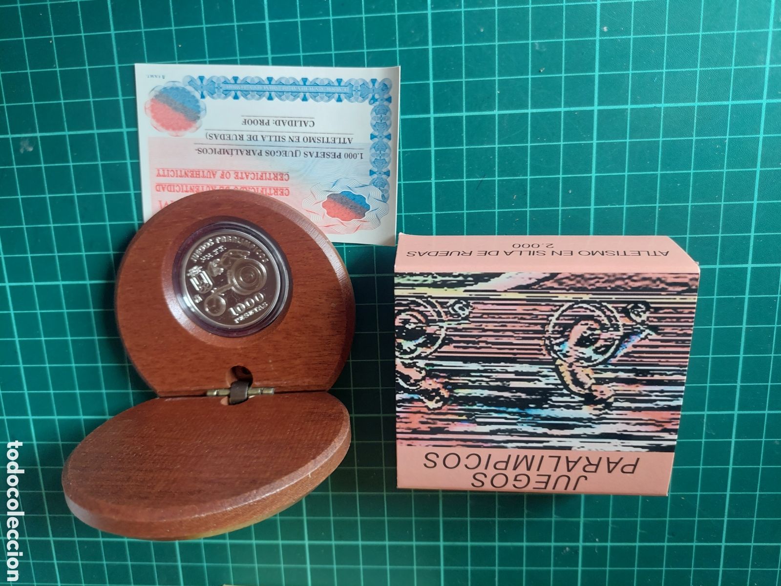 Sammelleidenschaft Sport: MONEDA ESPA&Ntilde;A 2000 1000 PESETAS PLATA 9, 25 ATLETISMO SILLA RUEDAS PROFF PARALIMPICOS CERTIFICADO