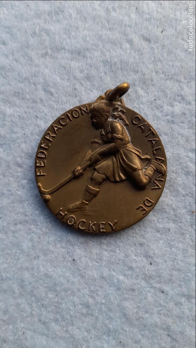 Coleccionismo deportivo: Federaci&oacute;n Catalana de Hockey. Campeonato de Catalu&ntilde;a. Sub-Campe&oacute;n 1960-61.