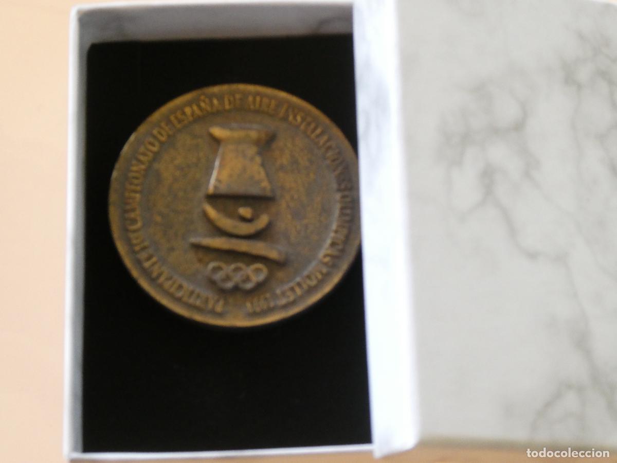 Sammelleidenschaft Sport: MEDALLA MEDALL&Oacute;N TIRO OL&Iacute;MPICO. CAMPEONATO DE ESPA&Ntilde;A AIRE MOLLET A&Ntilde;O 1993 BARCELONA. 70GR
