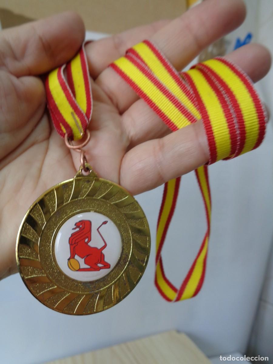 Coleccionismo deportivo: &iexcl;# MEDALLA.: FEDERACION ESPA&Ntilde;OLA DE RUGBY. TORNEO NACIONAL M16. 2021-2022. #!C-6.