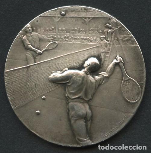 Colecionismo desportivo: TENIS, MEDALLA DE PLATA, CAMPEONATO INTERESCOLAR, 1&ordm; PREMIO, SUIZA, GRABADOR: HUGUENIN
