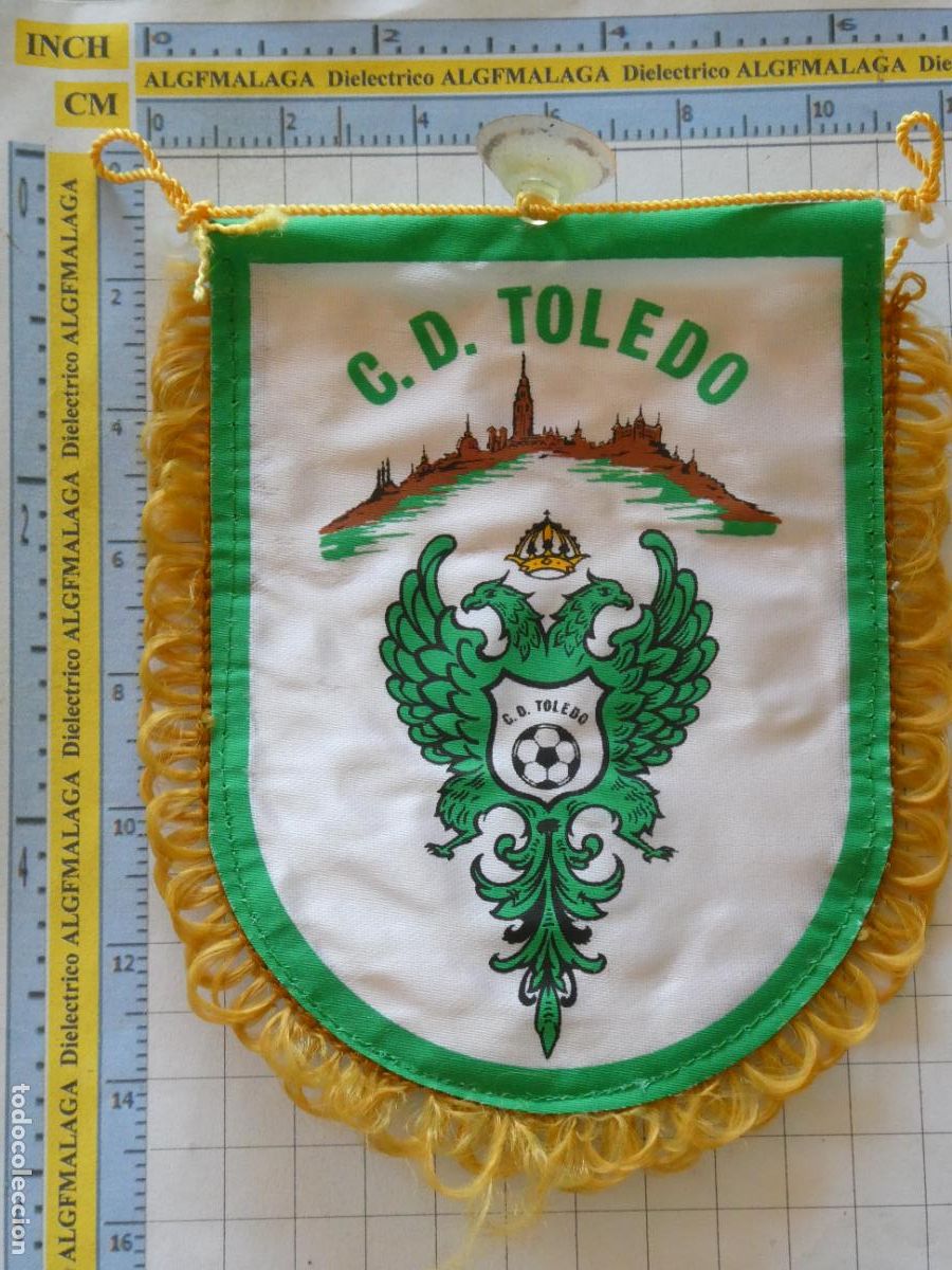 Sammelleidenschaft Sport: BANDER&Iacute;N DE F&Uacute;TBOL. CLUB DEPORTIVO CD TOLEDO.