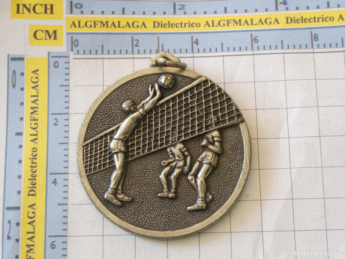 Sammelleidenschaft Sport: MEDALLA MEDALL&Oacute;N DE VOLEIBOL PLAYA VOLLEY VOLEYPLAYA M&Aacute;LAGA A&Ntilde;O 1976. 70GR