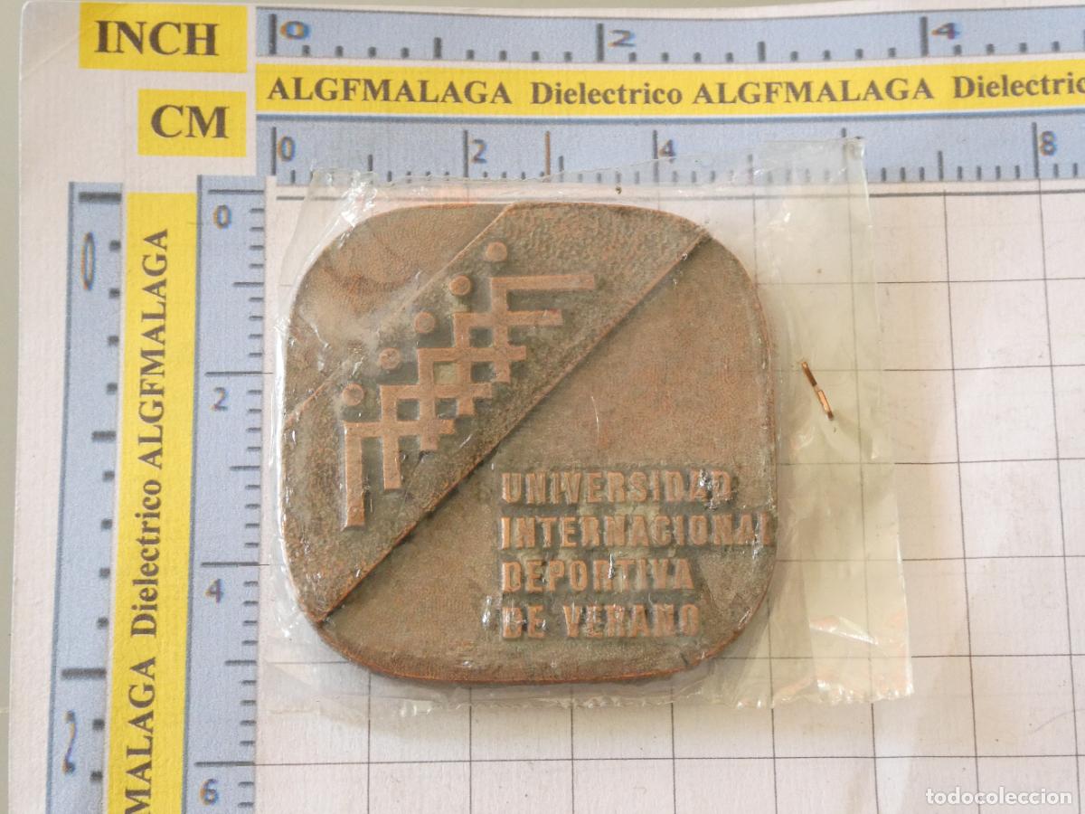 Colecionismo desportivo: MEDALLA MEDALL&Oacute;N DE DEPORTES. UNIVERSIDAD INTERNACIONAL DEPORTIVA DE VERANO. JUNTA ANDALUCIA 60GR