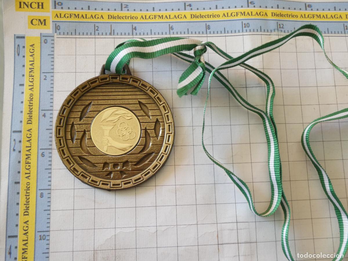 Colecionismo desportivo: MEDALLA DEPORTIVA OLIMPIADAS ESCOLARES COLEGIO LOS OLIVOS M&Aacute;LAGA A&Ntilde;O 1997 60GR