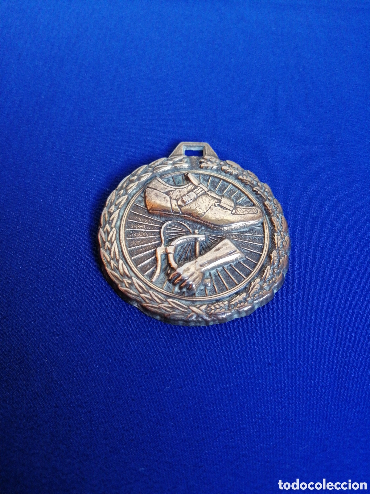Collectionnisme sportif: CLUB CICLISTA ALAQUENSE (VALENCIA) 1998 MEDALLA