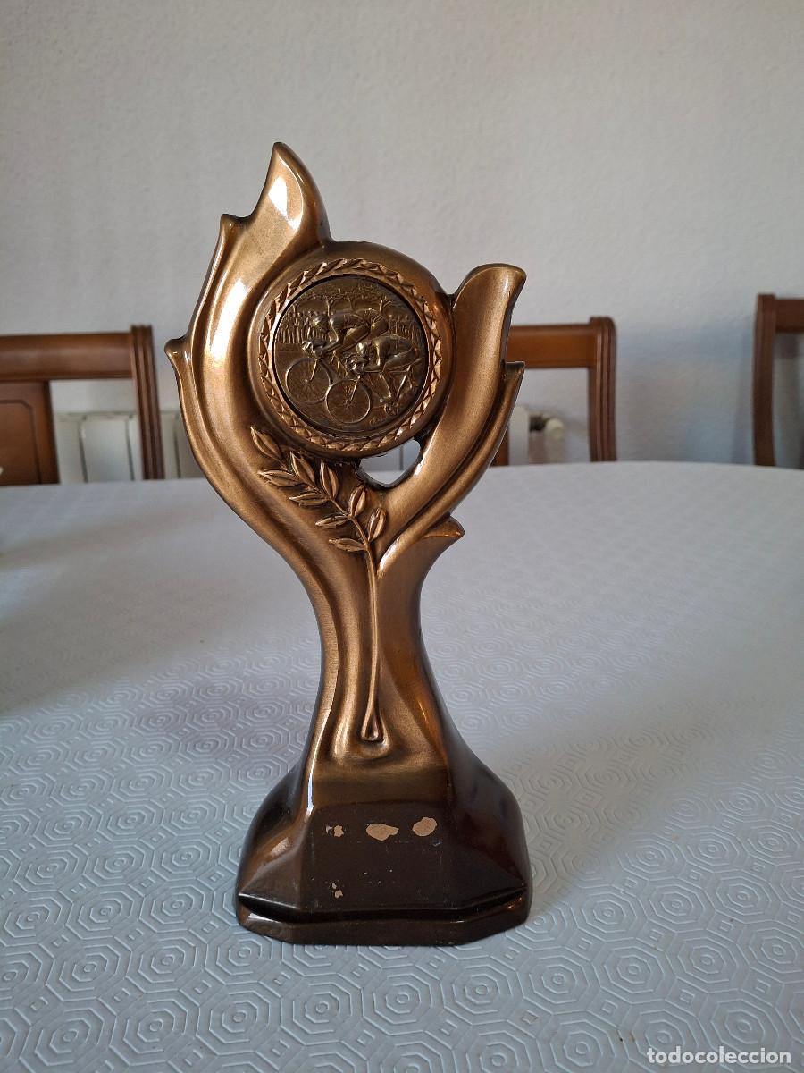 Coleccionismo deportivo: Trofeo para ciclismo
