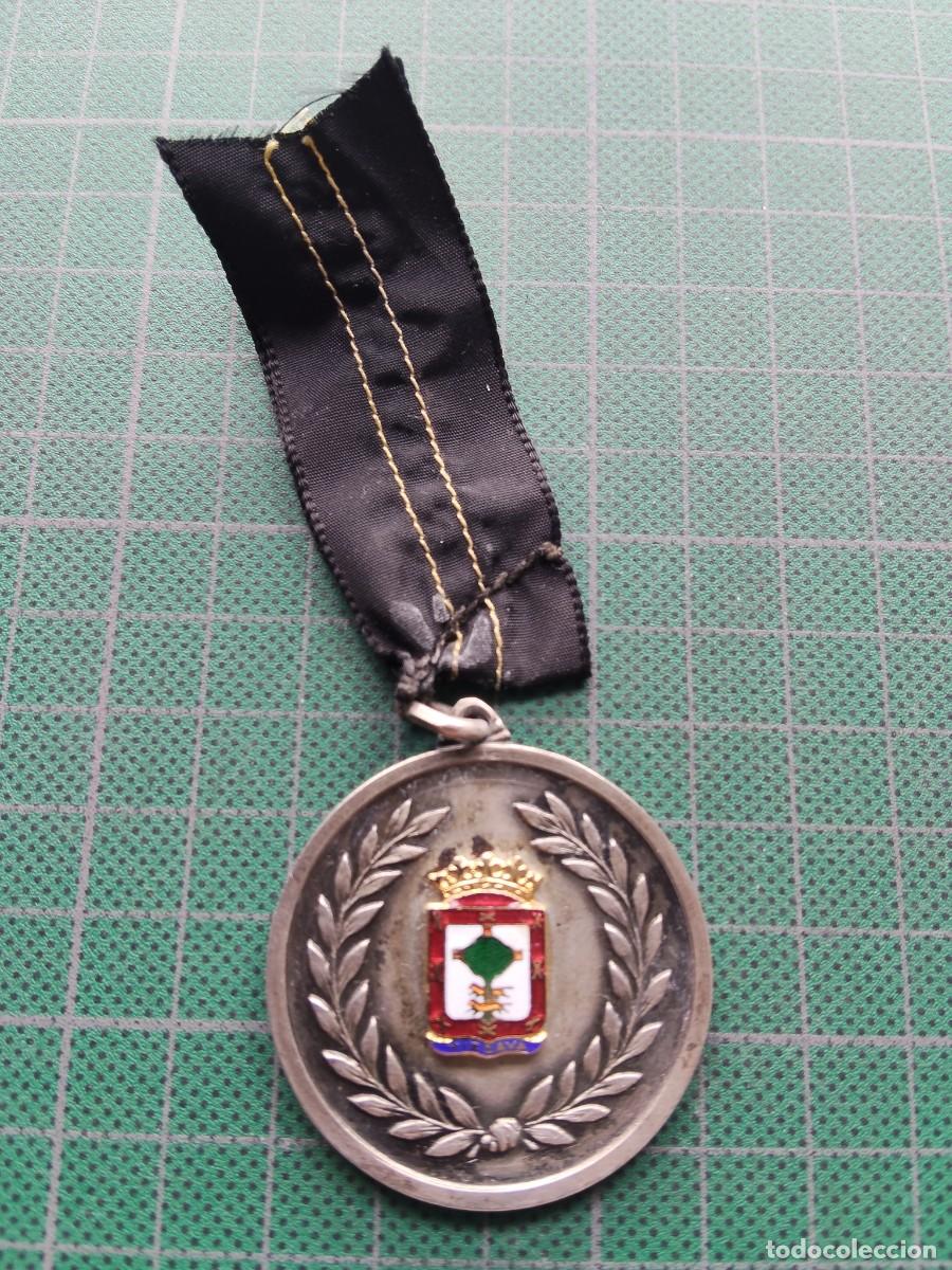 Sports collectibles: MEDALLA: VIZCAYA - G.A. BASCONIA - 1&ordm; CENTENARIO / PLATA 915