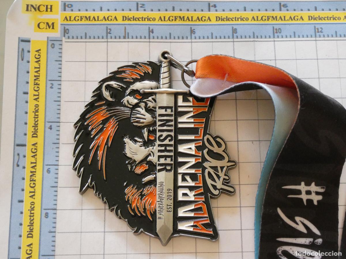 Coleccionismo deportivo: MEDALLA MEDALL&Oacute;N DEPORTES. ADRENALINE RACE 2019 CARRERA ATLETISMO OBST&Aacute;CULOS CROSSFIT 110GR