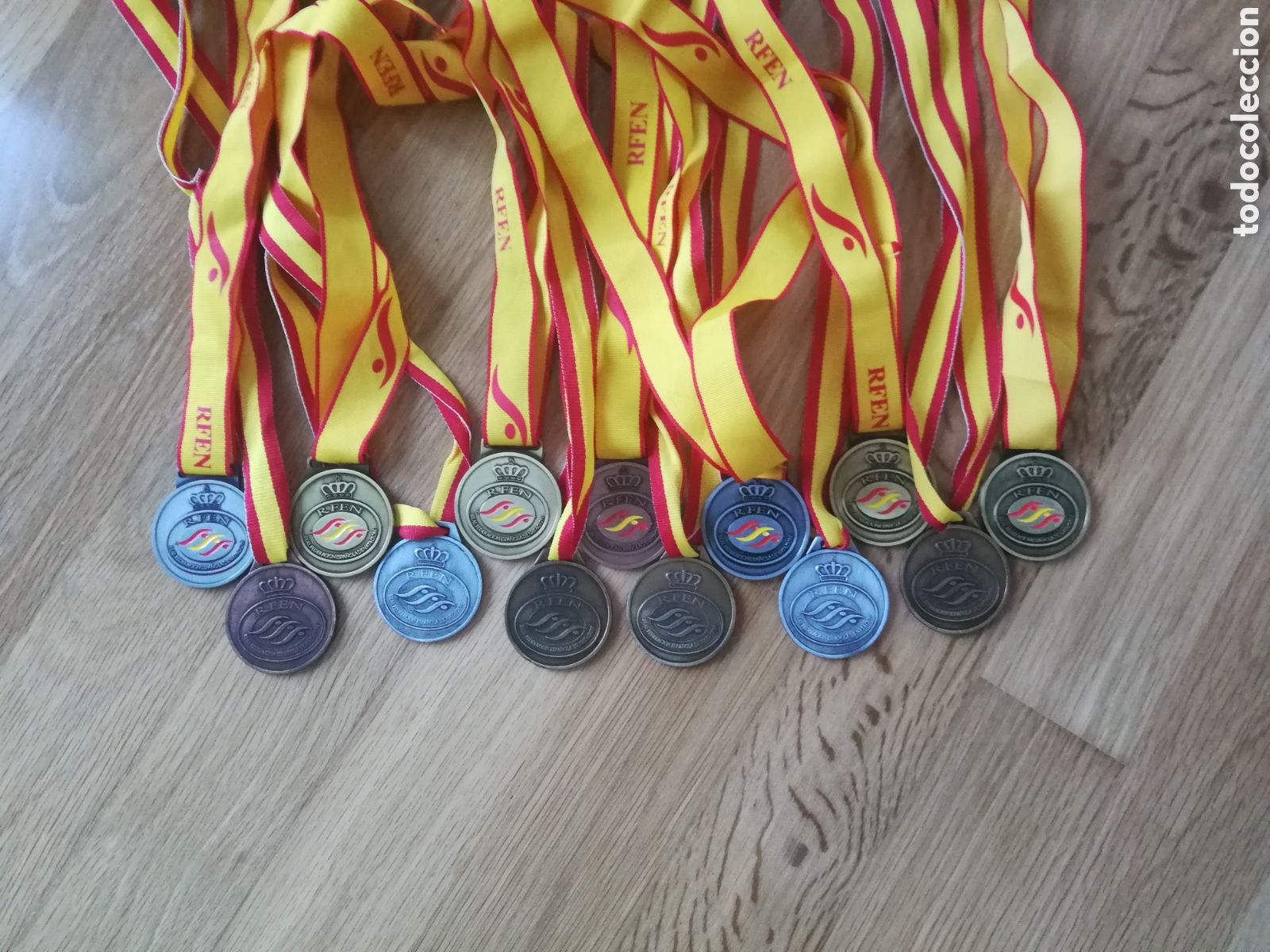 Coleccionismo deportivo: Lote de medallas de la Rfen