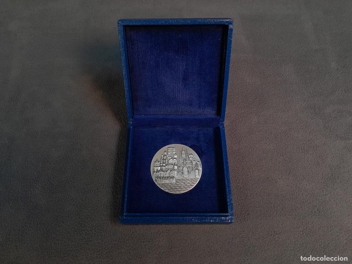 Collectionnisme sportif: MEDALLA DE PLATA DE LEY.CONMEMORATIVA DE LA CIUDAD DE COLONIA-K&Ouml;LN. ALEMANIA.S. XX.