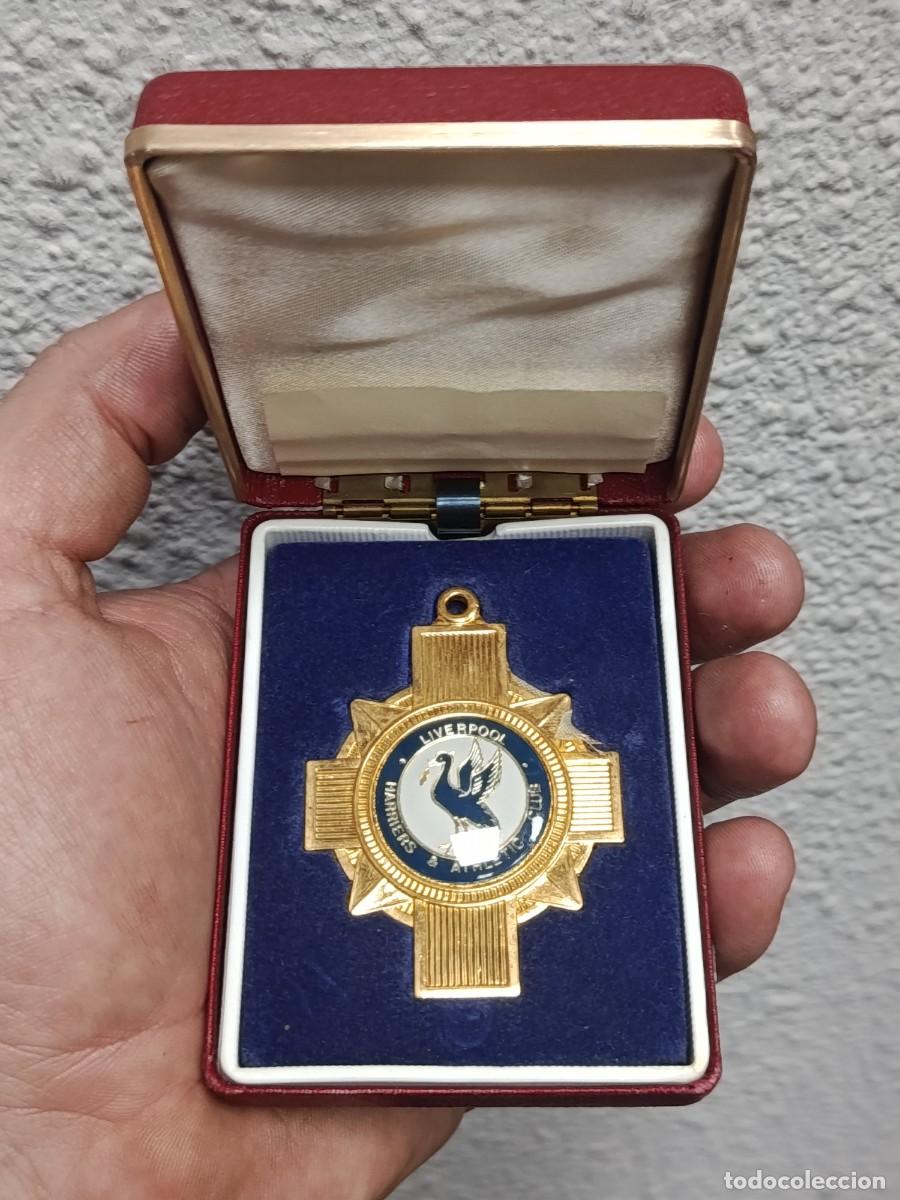 Coleccionismo deportivo: Medalla club atletismo de Liverpool Harriers & Athletic Club.A&ntilde;os 70