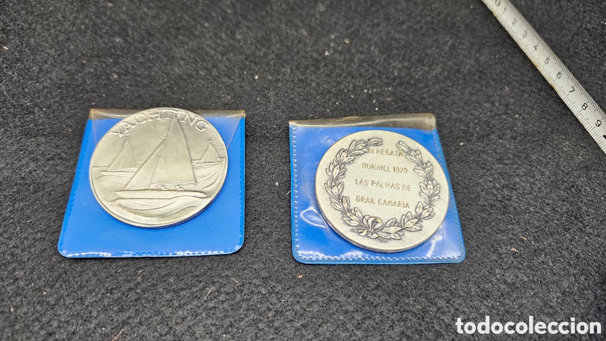 Sports collectibles: Medallas restata Dunhill 1979