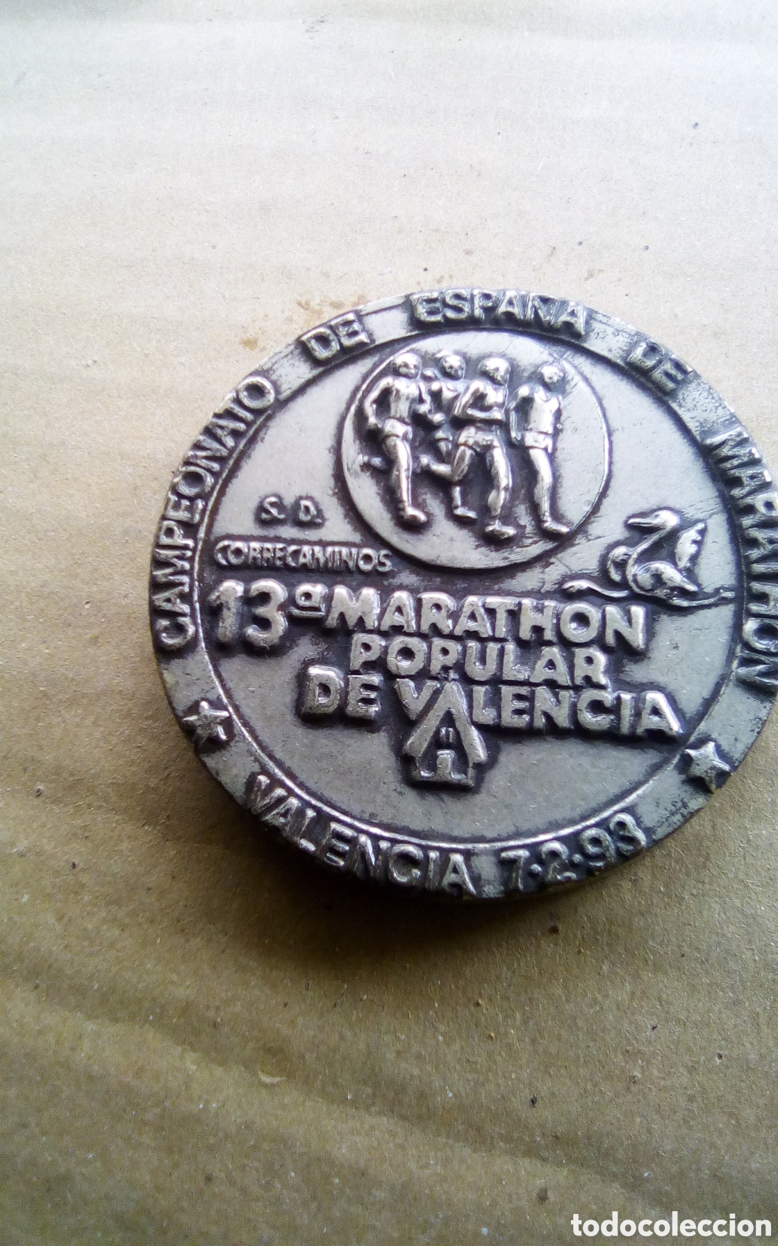 Colecionismo desportivo: Medall&oacute;n recuerdo Campeonato de Espa&ntilde;a de Marat&oacute;n, Valencia. S. D. Correcaminos. 13 Marat&oacute;n popular