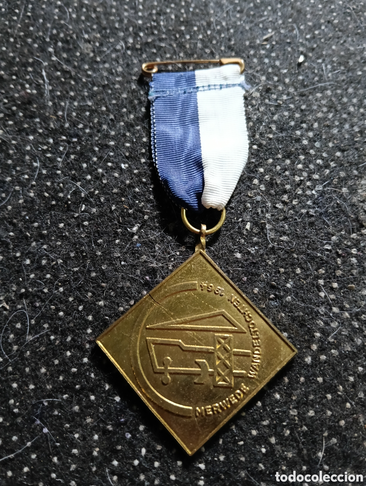 Colecionismo desportivo: medalla conmemorativa neerlandesa otorgada por participar en las marchas de senderismo organizadas e
