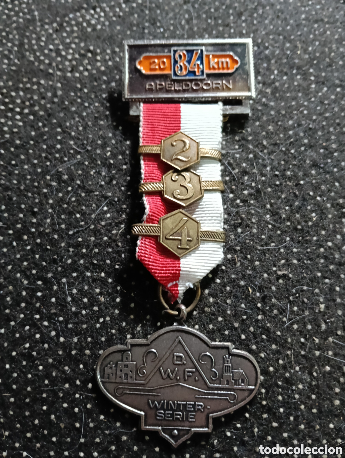 Collectionnisme sportif: Medalla conmemorativa de senderismo, concretamente de las marchas de invierno conocidas como &rdquo;Winter